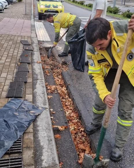 Regresso da chuva obriga antecipar desobstrução de coletores de drenagem de água pluvial 