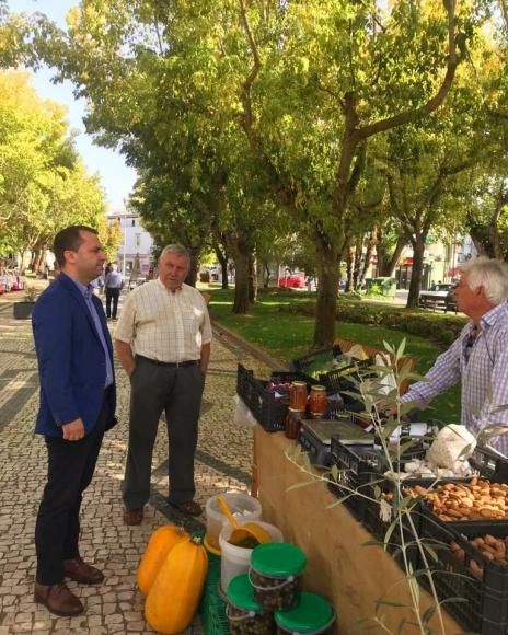 Visita aos Mercadinhos